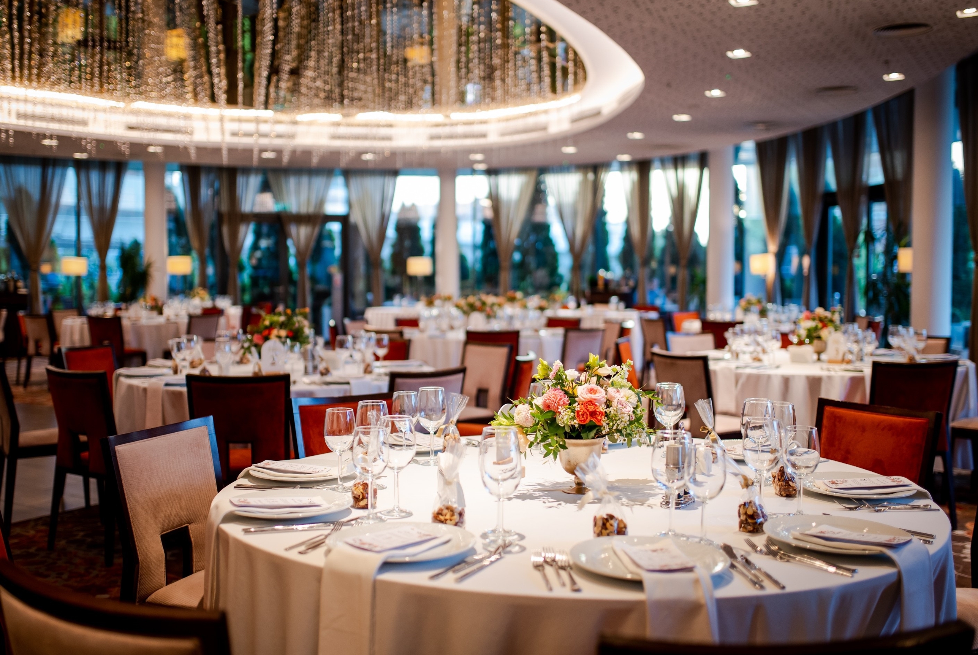 48365_ellipse_restaurant_1.jpg